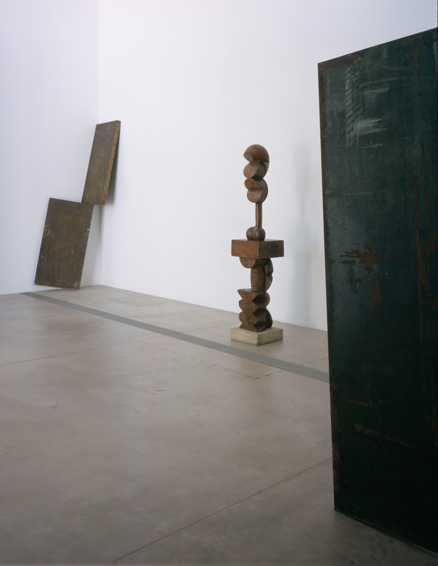 In the Main Gallery, Brâncuși's "Adam and Eve" is flanked by Serra's "Standpoint" leaning in a corner and Serra's "Joplin."