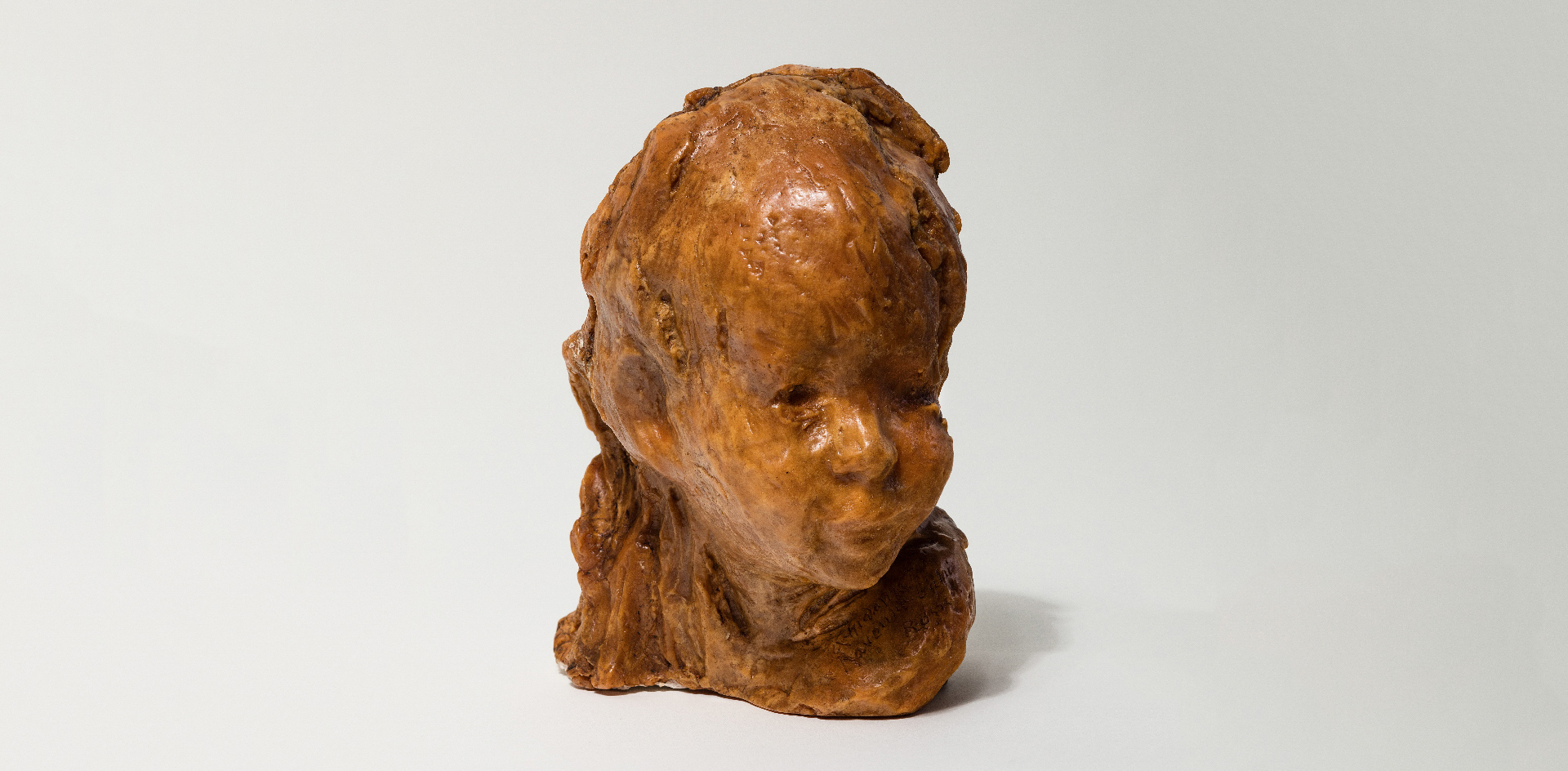 Medardo Rosso's yellowish bust 